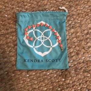 Kendra Scott coral & gold clasp bracelet